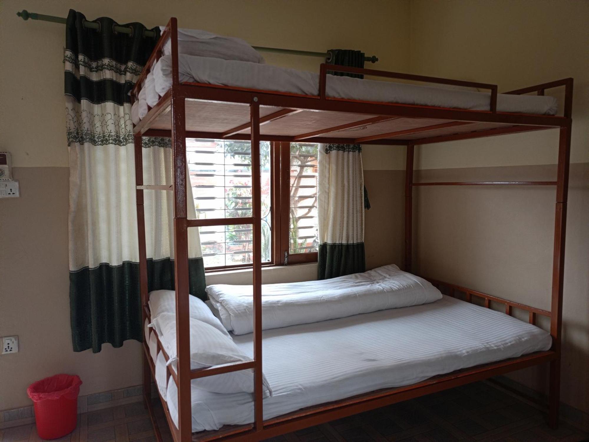 Pokhara Metro Eco Hotel Номер фото