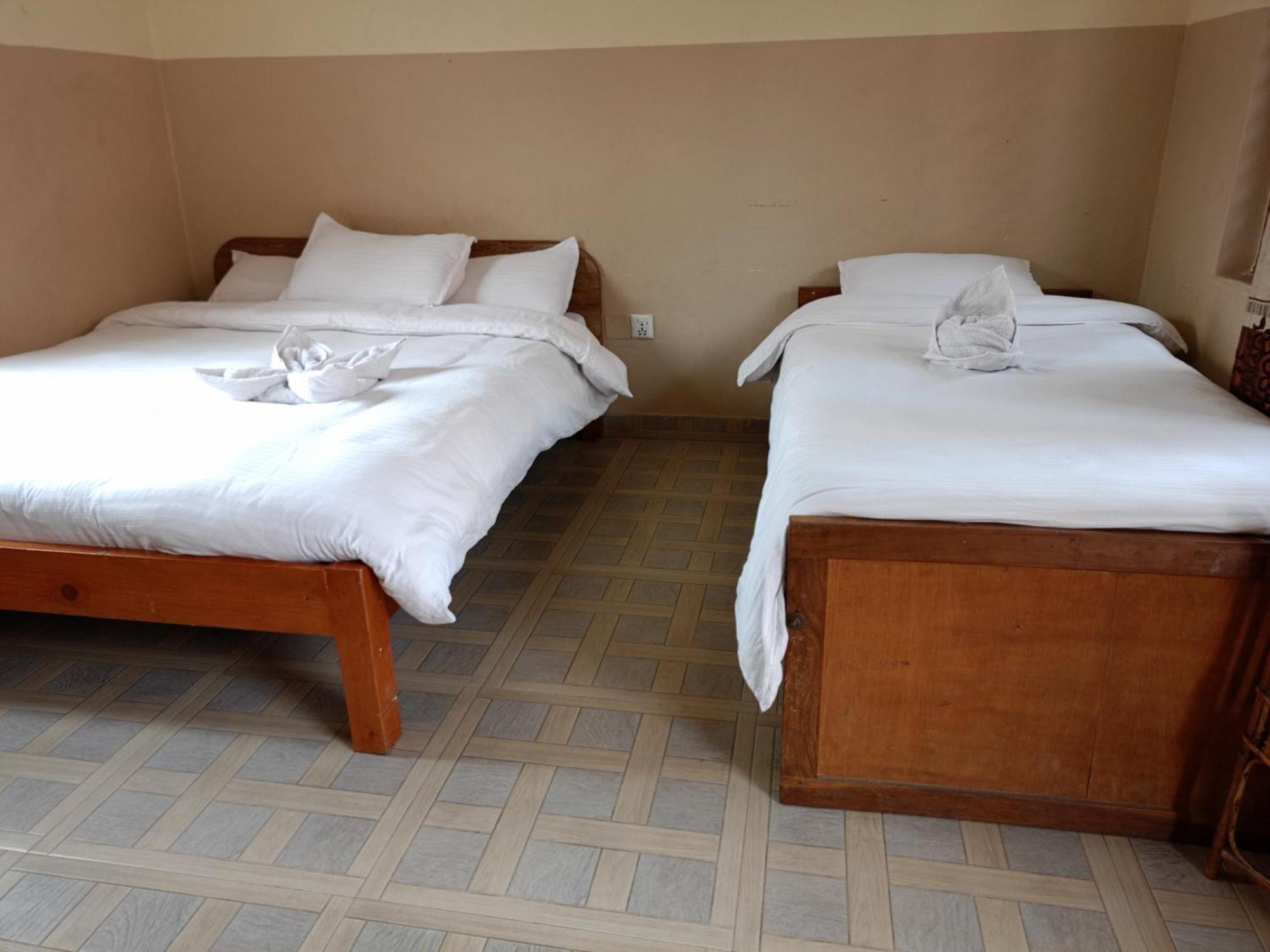 Pokhara Metro Eco Hotel Екстер'єр фото